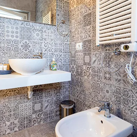 Bed and breakfast Costanza 4*